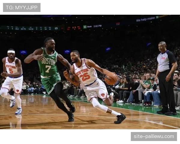 布伦森率尼克斯击败凯尔特人贡献31分8助攻